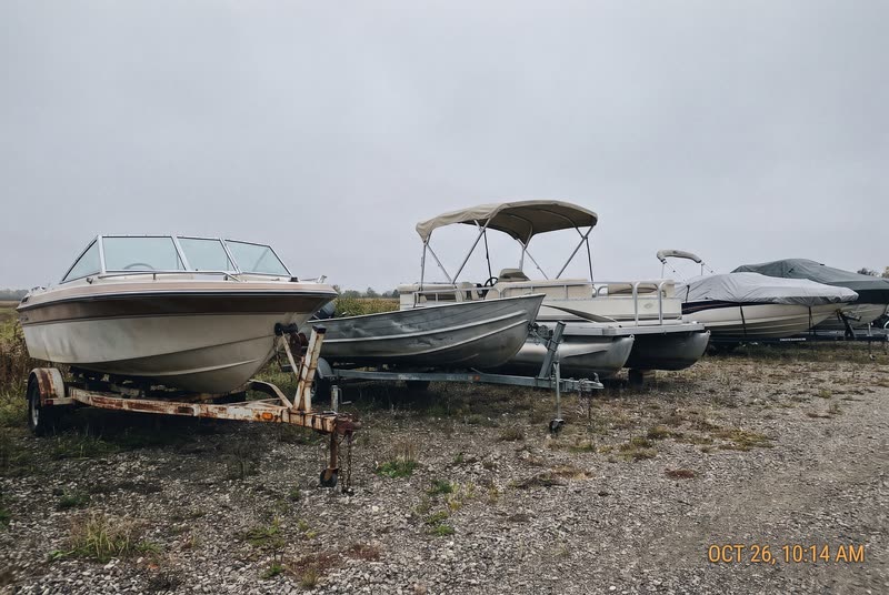 Every kind of boat. One pair fits any hull.